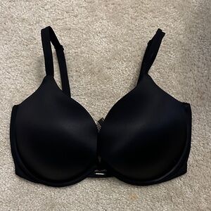 NWOT Victoria Secret push up Bra size 36DDD